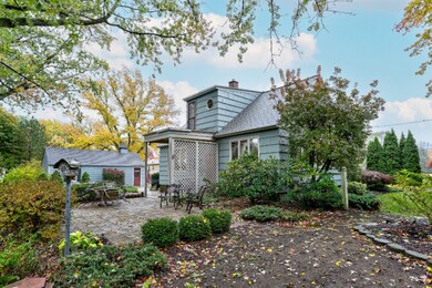1005 W. 32nd St Holland, 49423-11