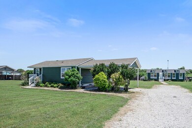108 Mccrae Ln, Boyd, TX 76023 - photo 2