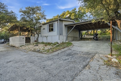 185 Canyon Bend, Canyon Lake, TX 78133 - photo 2