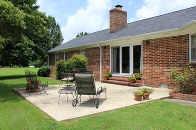 4325 J E Bartlett Rd, Cookeville, TN 38506 - photo 3