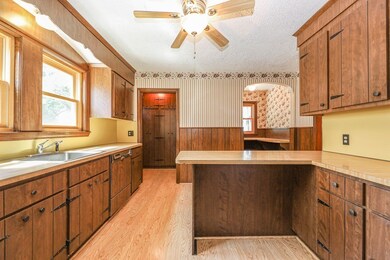 136 Dent St, West Roxbury, MA 02132 - photo 7