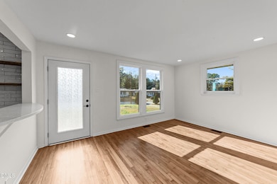 837 Newcombe Rd, Raleigh, NC 27610 - photo 7