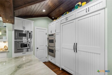 2133 W Maple St, Port O Connor, TX 77982 - photo 7