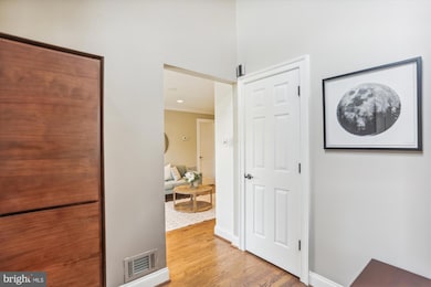 4536 Fairfield Dr, Bethesda, MD 20814 - photo 5