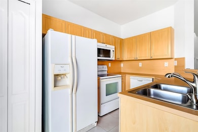 9000 W Flagler St unit 6, Miami, FL 33174 - photo 5