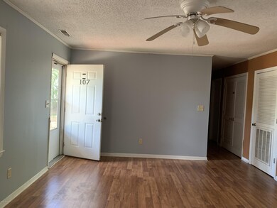 107 Royal Ct, Jacksonville, NC 28546 - photo 6
