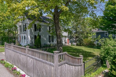 14 W Elm St, Yarmouth, ME 04096 - photo 3