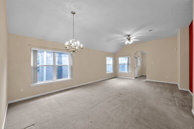 15915 Cottage Ivy Cir, Tomball, TX 77377 - photo 4