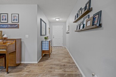 109 E Shawnee-6