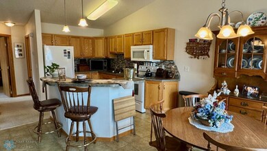 (6) Kitchen.jpeg