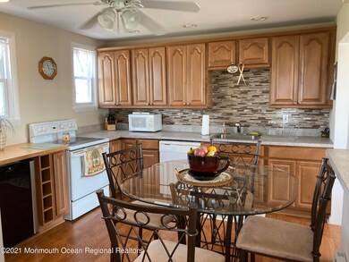 Plenty of cabinets