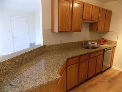 122 Lindfield Cir, Macungie, PA 18062 - photo 4