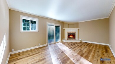 967 Cardiff Dr, Crystal Lake, IL 60014 - photo 7