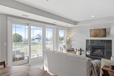 200 Lake St unit 3C, Saint Joseph, MI 49085 - photo 4