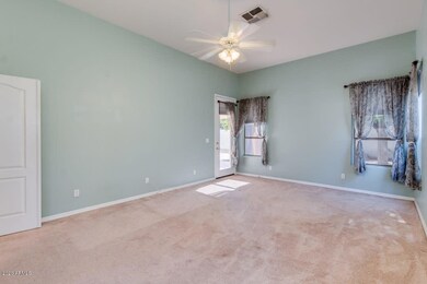 7116 S Los Feliz Dr, Tempe, AZ 85283 - photo 4