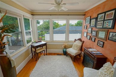 229 E 6th Ave, Mount Dora, FL 32757 - photo 5