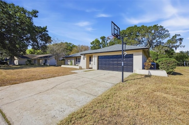 12705 Allendale Ln, Tampa, FL 33618 - photo 2