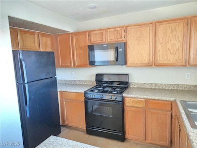 5072 S Rainbow Blvd unit 104, Las Vegas, NV 89118 - photo 3