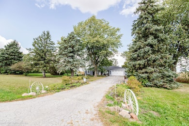 936 W Corning Rd, Beecher, IL 60401 - photo 6