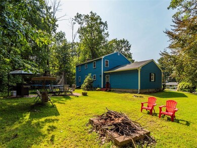 22 Scott Ave, Nashua, NH 03062 - photo 3