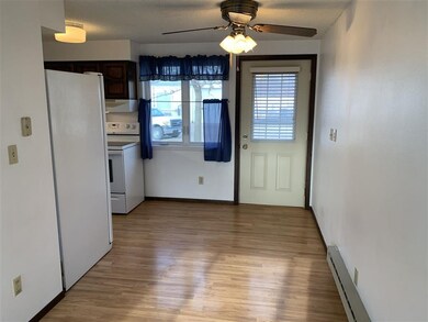 126 N 2nd St unit 6, West Branch, IA 52358 - photo 5