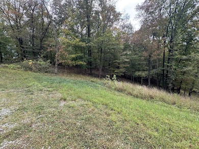 288 Walnut Dr, Logan, OH 43138 - photo 2