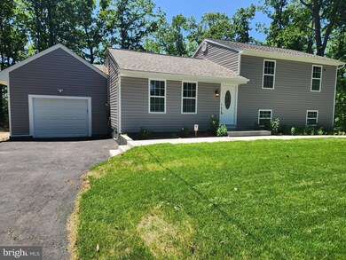 7428 Hawkins Dr, Hanover, MD 21076 - photo 2