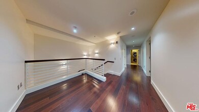 2nd Story - 3 BRs + Family Roo