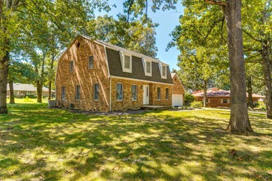 612 E Glendale St-5