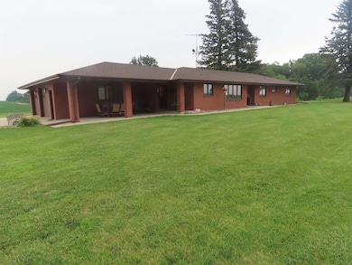 3341 Q Rd, David City, NE 68632 - photo 2