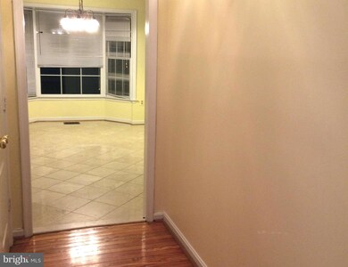 10727 Willow Oaks Dr, Bowie, MD 20721 - photo 2