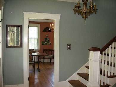 Foyer.
