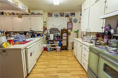 307 NW B St, Bentonville, AR 72712 - photo 4