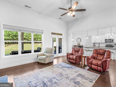 352 Thunderbolt Ln, Williamson, GA 30292 - photo 7