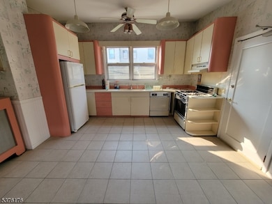 838 Main St, Paterson, NJ 07503 - photo 3