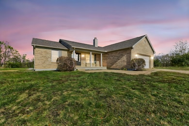 8506 Calland Rd (Exterior)-3 day to dusk