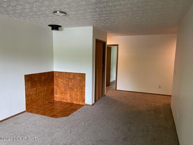 5860 E Pilgrim Ct unit 3, Wasilla, AK 99654 - photo 2
