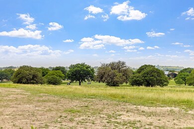 4222 Comanche Trace Dr unit 3, Kerrville, TX 78028 - photo 2