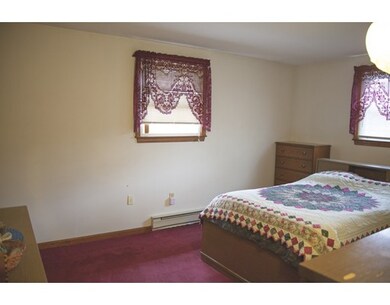 129 Tyler St, Methuen, MA 01844 - photo 5