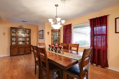 613 Post Oak Dr, Hurst, TX 76053 - photo 4