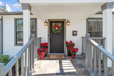 2616 Columbia St, Houston, TX 77008 - photo 2