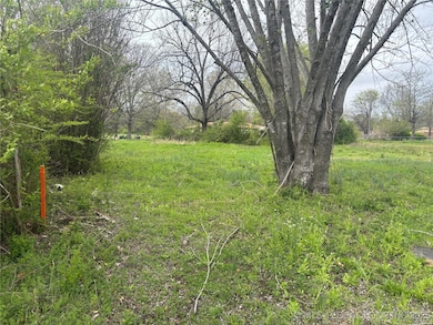 1109 S 23rd St, Muskogee, OK 74401 - photo 2