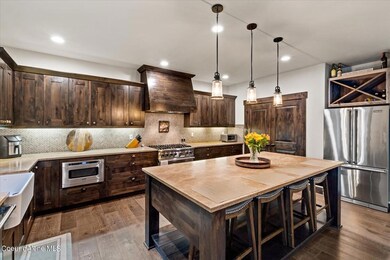 Gourmet Kitchen