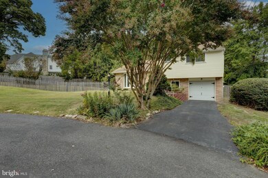 2415 Devon Ln, Drexel Hill, PA 19026 - photo 2