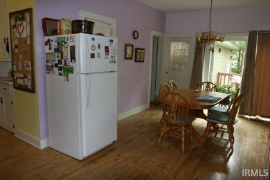 304 W Cleveland Ave, Elkhart, IN 46516 - photo 7