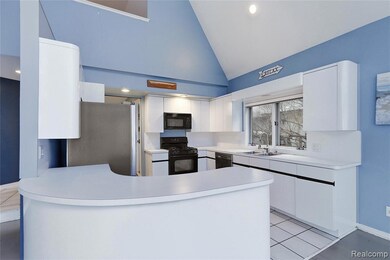 2347 Silverdown, Waterford, MI 48328 - photo 7