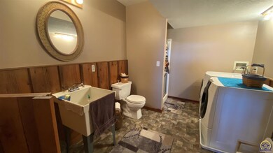 14426 T Rd, Mayetta, KS 66509 - photo 7