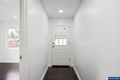 20140 NE Sandy Bl, Fairview, OR 97024 - photo 5