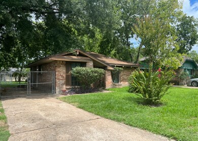 842 Conklin St, Houston, TX 77088 - photo 6