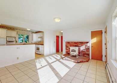 125 Dawson St, South Portland, ME 04106 - photo 4